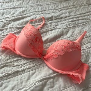 Victoria’s Secret Push Up Bra Size 36B